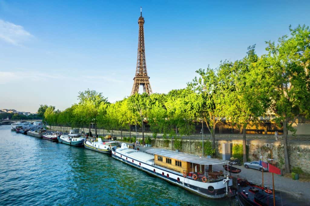 Eifel tower canals